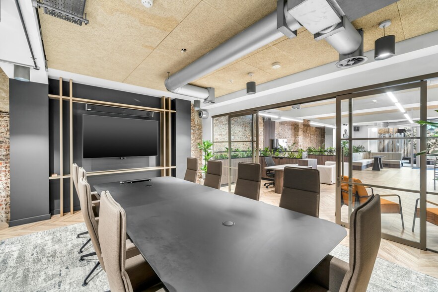 12 Roger St, Londres à louer - Photo du bâtiment - Image 2 de 8