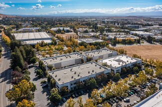 Plus de détails pour 959-987 Corporate Way, Fremont, CA - Flex à vendre