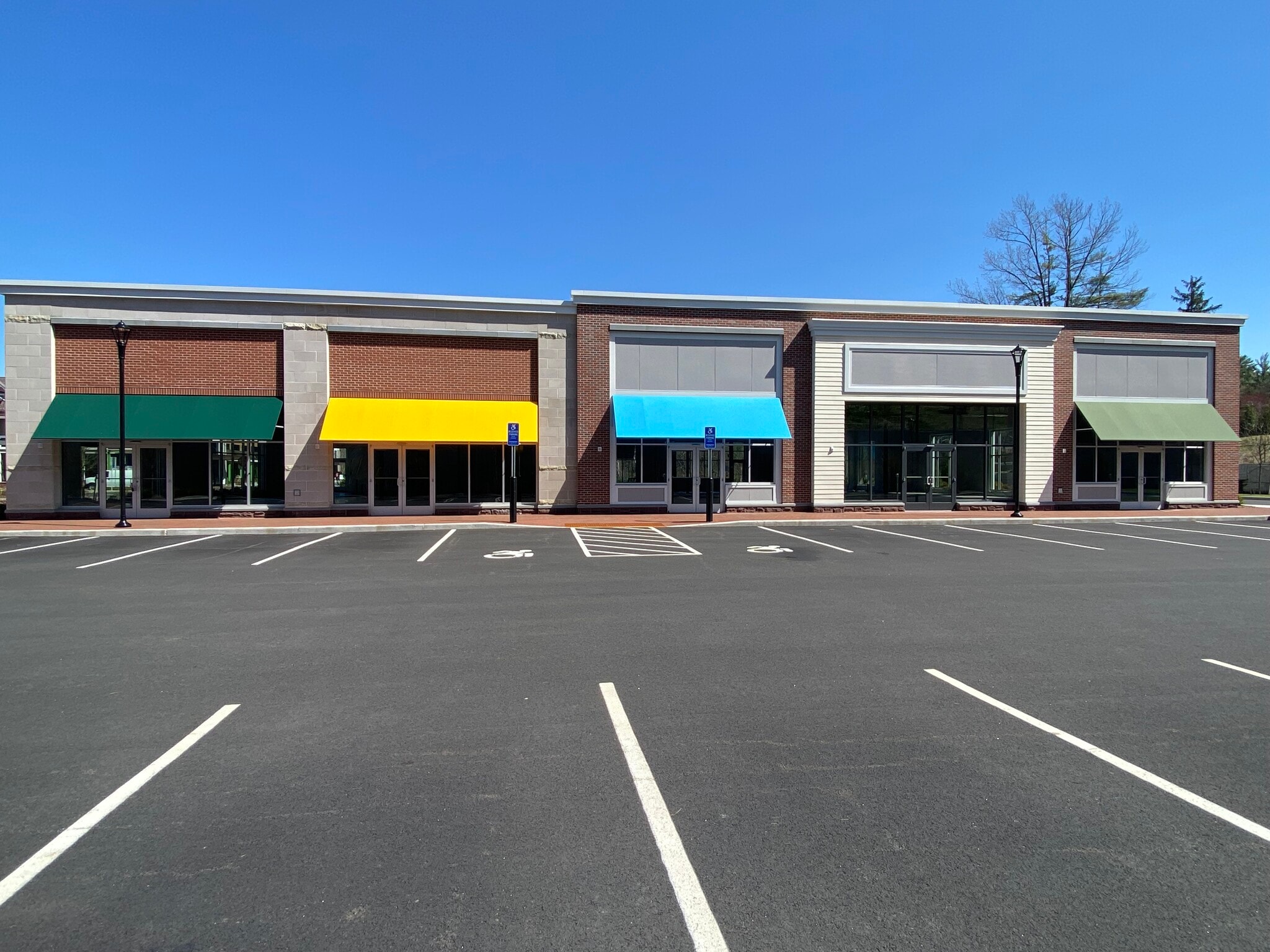 21 Ensign Dr, Avon, CT for lease Building Photo- Image 1 of 2