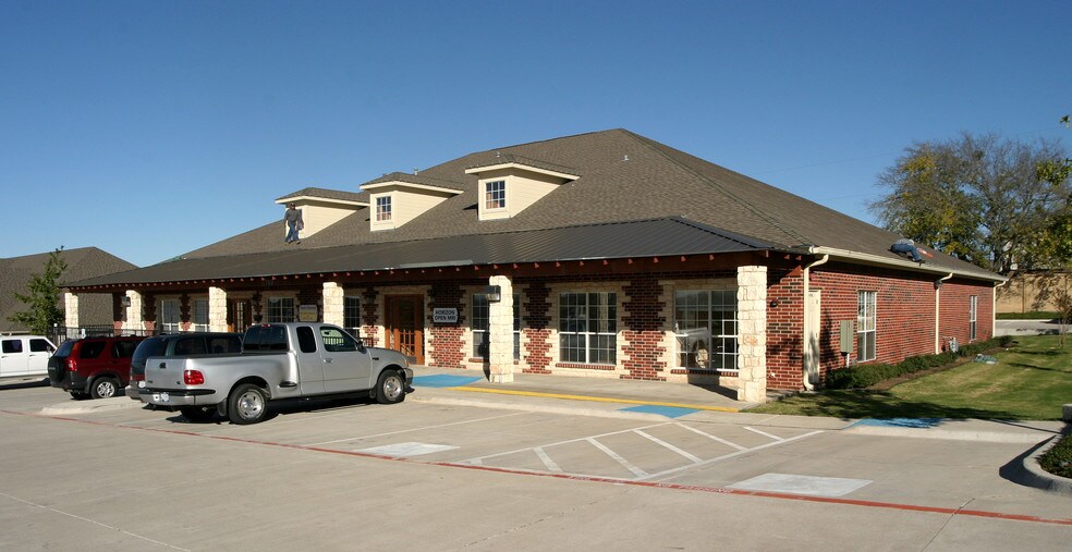 2760 Virginia Pky, McKinney, TX à louer - Photo du bâtiment - Image 1 de 2