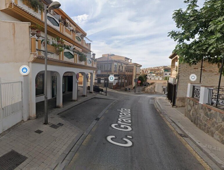 Calle Granada, 15, Huétor Vega, Granada for sale - Building Photo - Image 2 of 5
