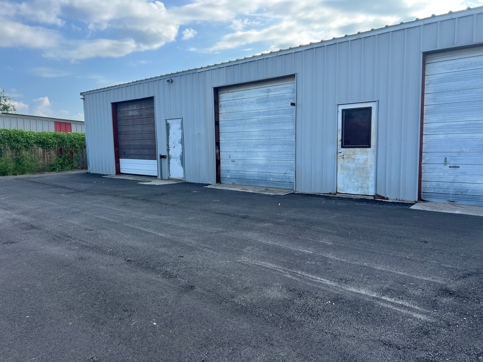 10236 Leopard St, Corpus Christi, TX for lease Building Photo- Image 1 of 4