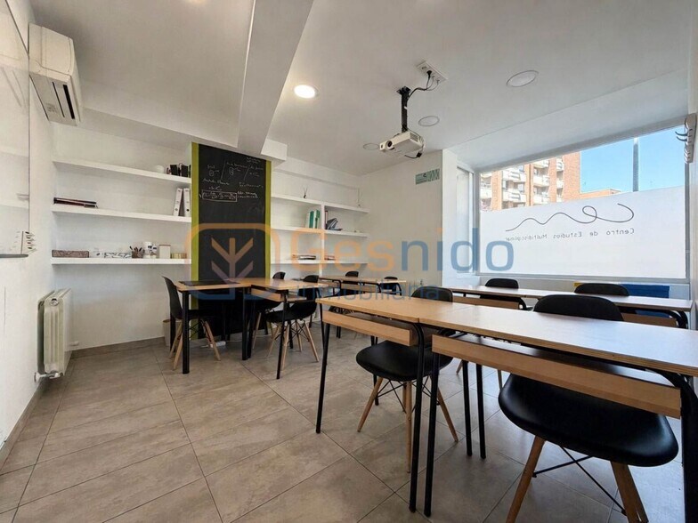 Retail in Segovia, Segovia for lease - Interior Photo - Image 1 of 5