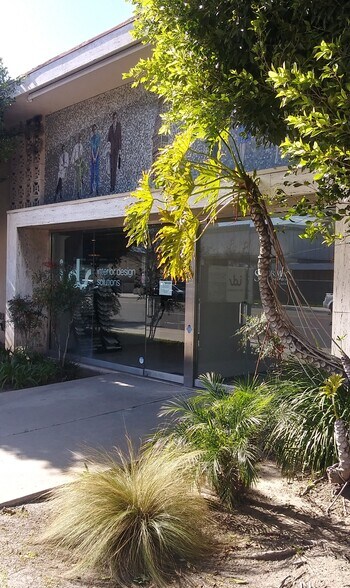 3647-3649 Atlantic Ave, Long Beach, CA à louer - Photo du bâtiment - Image 2 de 5