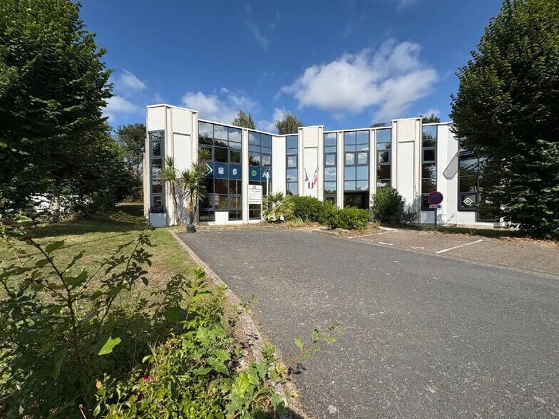 Bureau dans Nantes à louer - Photo du bâtiment - Image 1 de 7