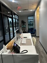6345 S Rainbow Blvd, Las Vegas, NV for lease Interior Photo- Image 2 of 18