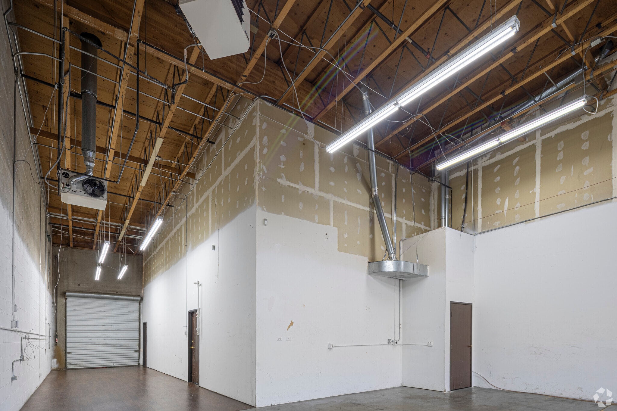 12445 E 39th Ave, Denver, CO à louer Photo intérieure- Image 1 de 7