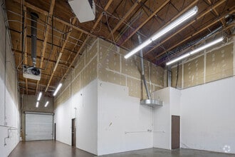 12445 E 39th Ave, Denver, CO à louer Photo intérieure- Image 1 de 7