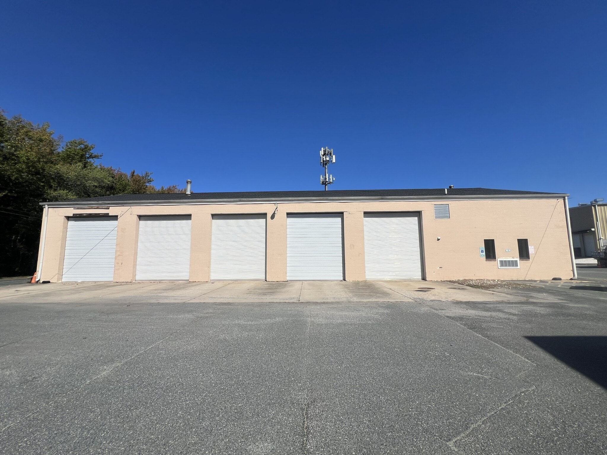 1232 S Philadelphia Blvd, Aberdeen, MD for lease Interior Photo- Image 1 of 4