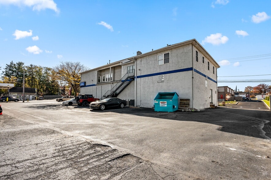 1336 Easton Rd, Abington Township, PA for lease - Building Photo - Image 3 of 8