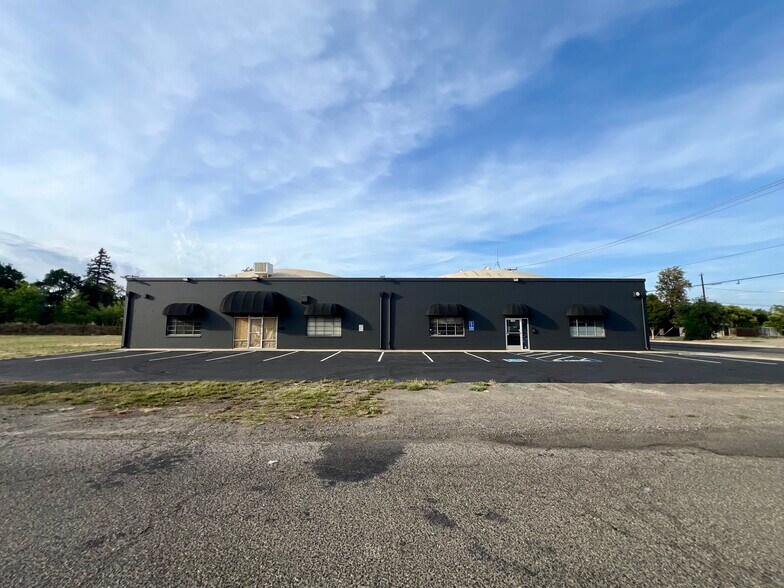 1505-1507 W 18th St, Merced, CA à louer - Photo du bâtiment - Image 2 de 49