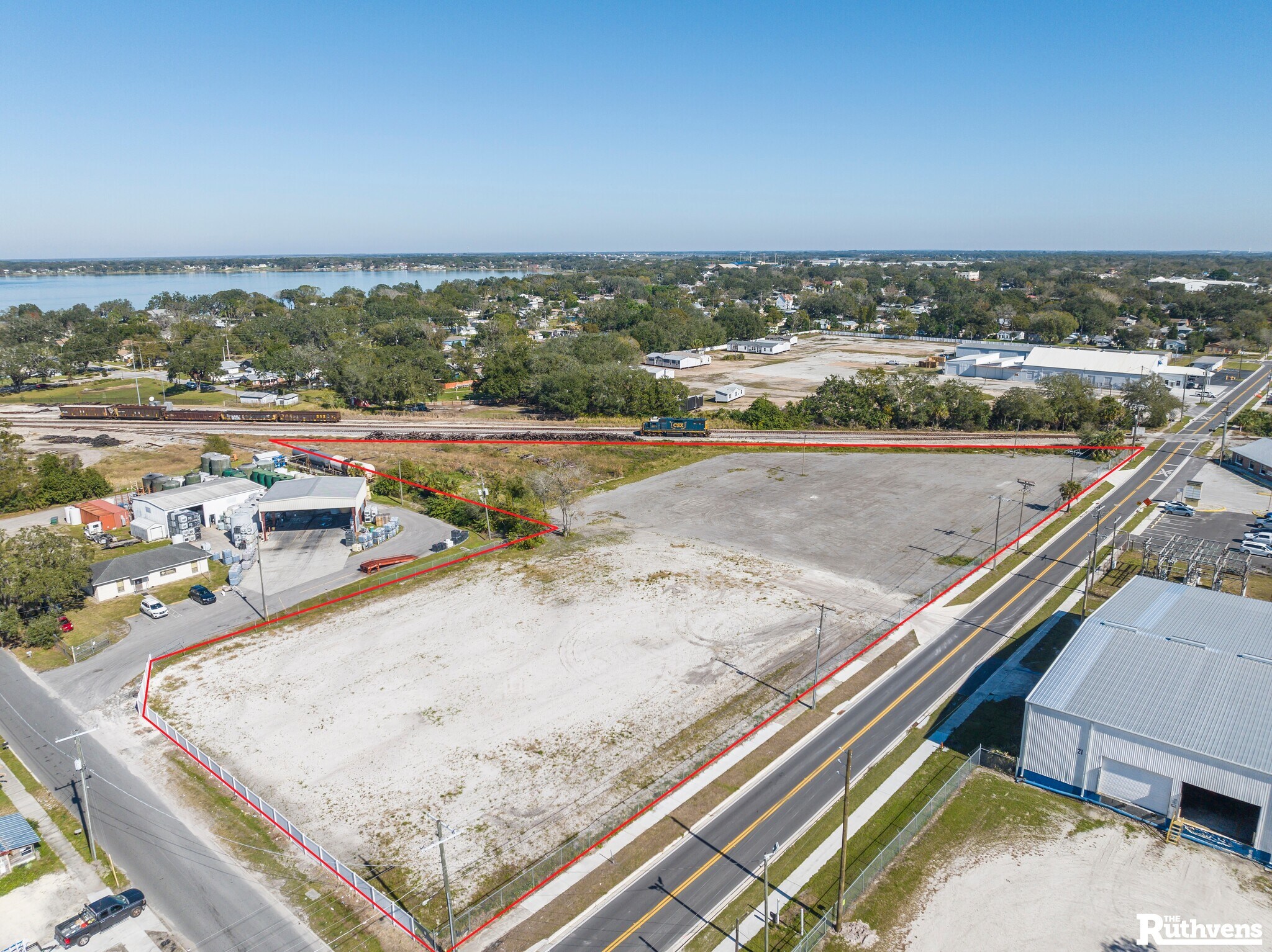 625 W Bridgers Ave, Auburndale, FL à louer Aérien- Image 1 de 2