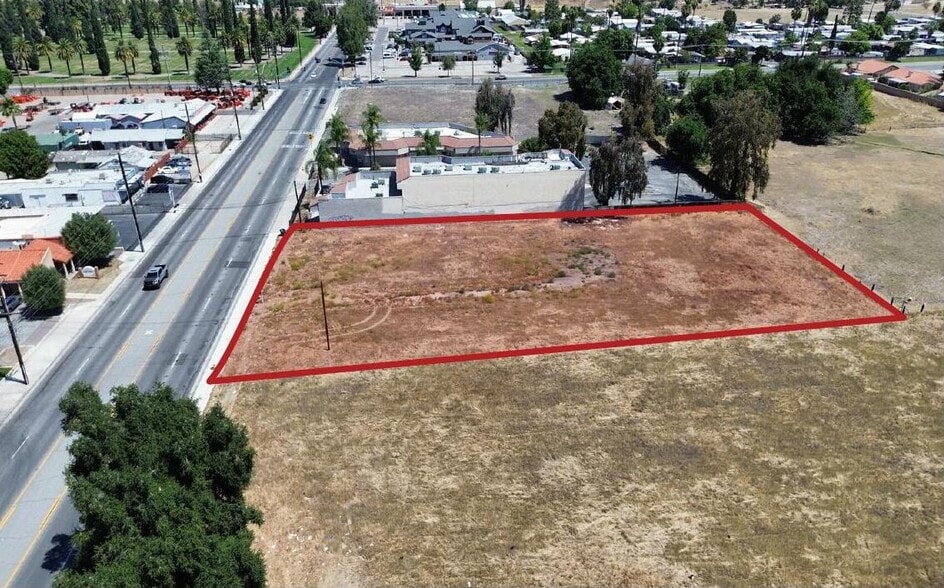 614 N San Jacinto St, Hemet, CA for sale - Building Photo - Image 3 of 11