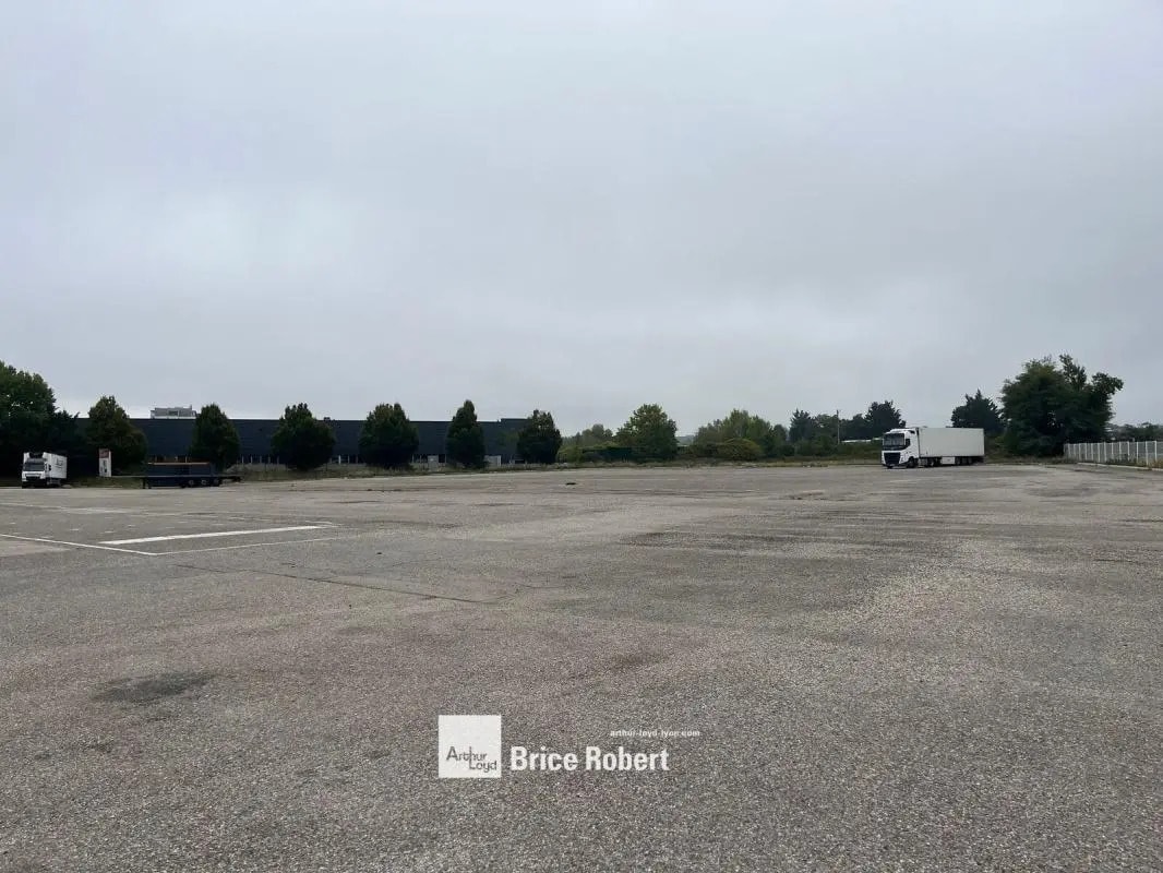 6 Rue De Lombardie, Saint-Priest for lease Primary Photo- Image 1 of 6