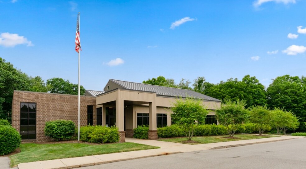 61 Executive Ct, West Middlesex, PA à louer - Photo du bâtiment - Image 2 de 58