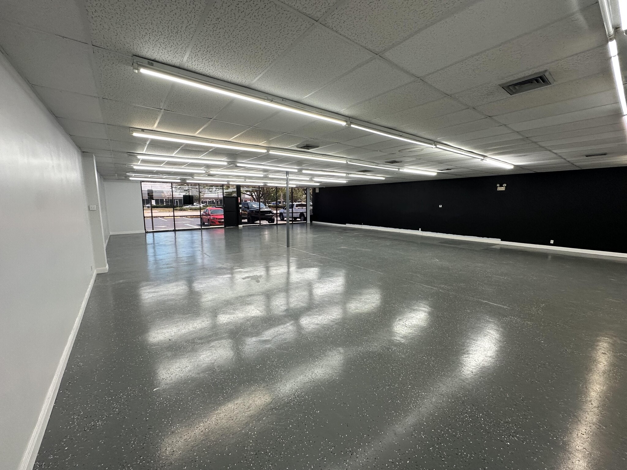 1609-1615 N State Road 7, Margate, FL for lease Interior Photo- Image 1 of 6