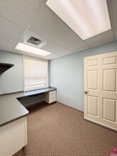 625 Clark Ave, Bristol, CT à louer Photo intérieure- Image 1 de 17