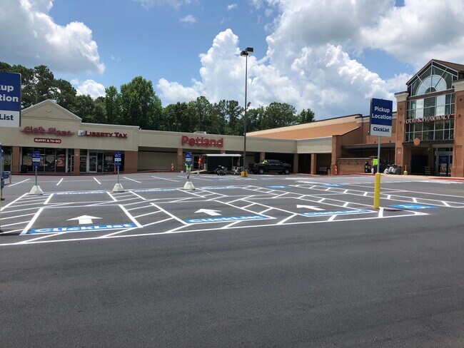 Plus de détails pour 1347 W Walnut Ave, Dalton, GA - Commerce de détail à louer