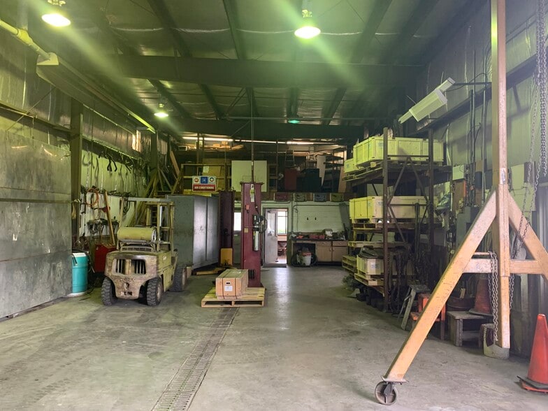 411 19th St, Watervliet, NY à vendre - Photo du bâtiment - Image 3 de 4