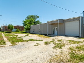 118 W Monroe St, Itasca, TX for lease Interior Photo- Image 2 of 27