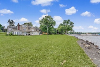 More details for 4344 W Summit St, Lakewood, NY - Multifamily for Sale