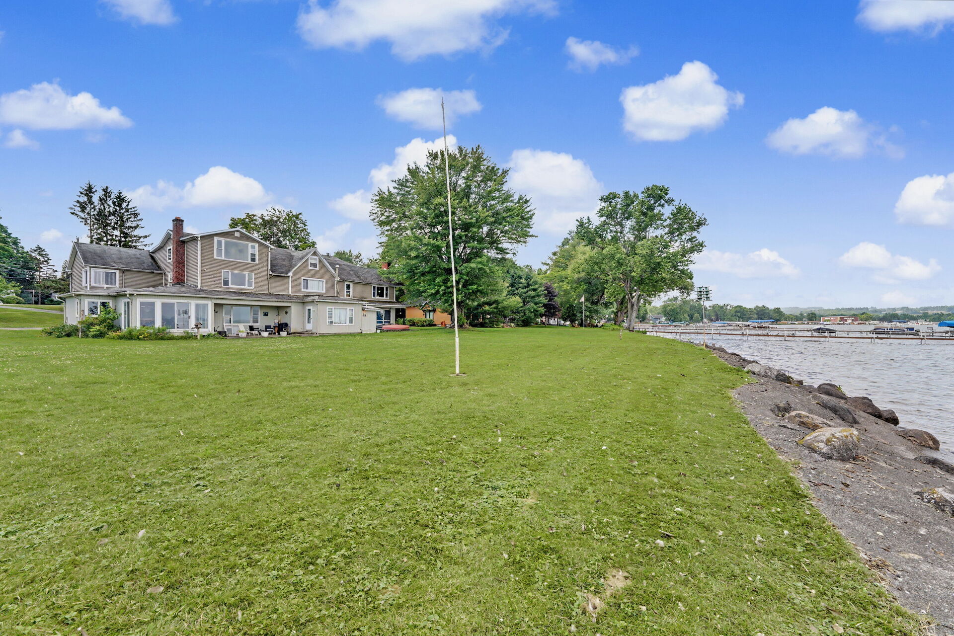 4344 W Summit St, Lakewood, NY à vendre Photo principale- Image 1 de 14