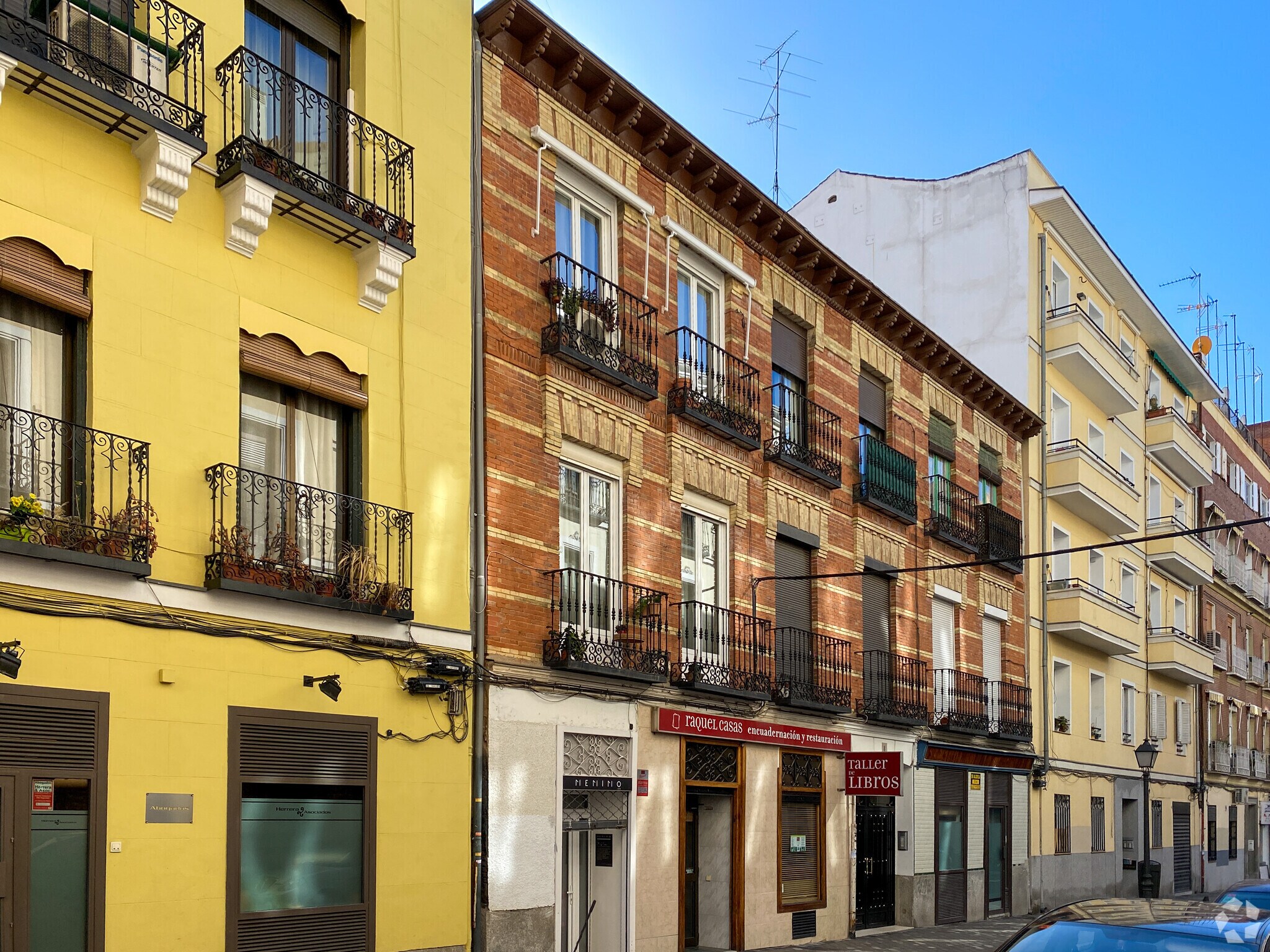 Immeuble residentiel dans Madrid, Madrid à vendre Photo du bâtiment- Image 1 de 2