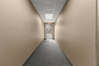 1800 Grindley Park St, Dearborn, MI for lease Interior Photo- Image 2 of 18