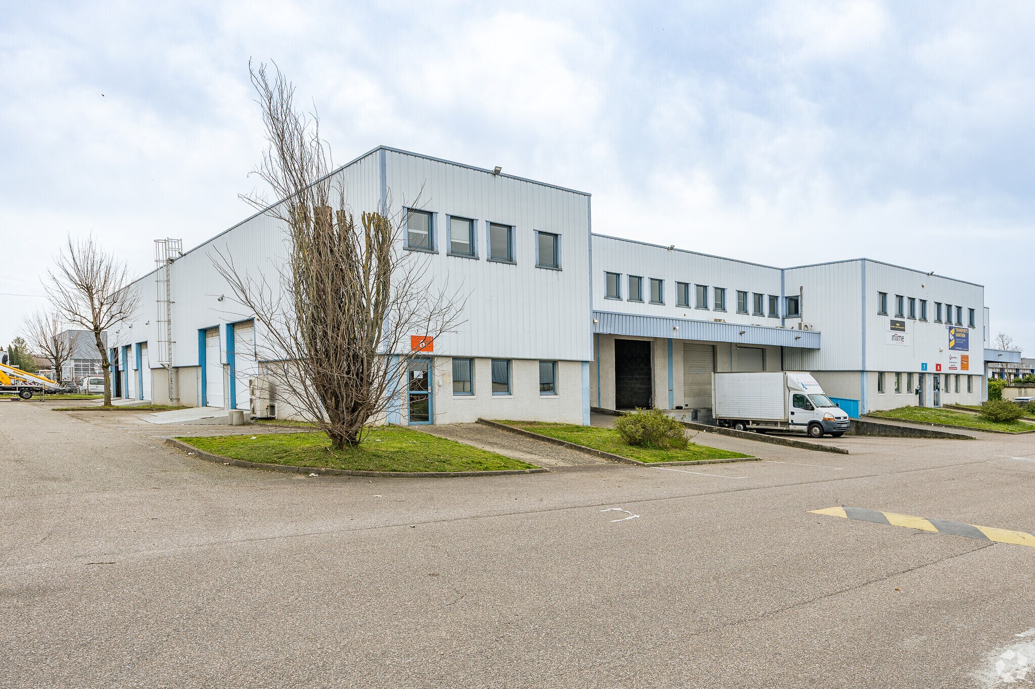 Flex dans Genas à louer Photo principale- Image 1 de 4