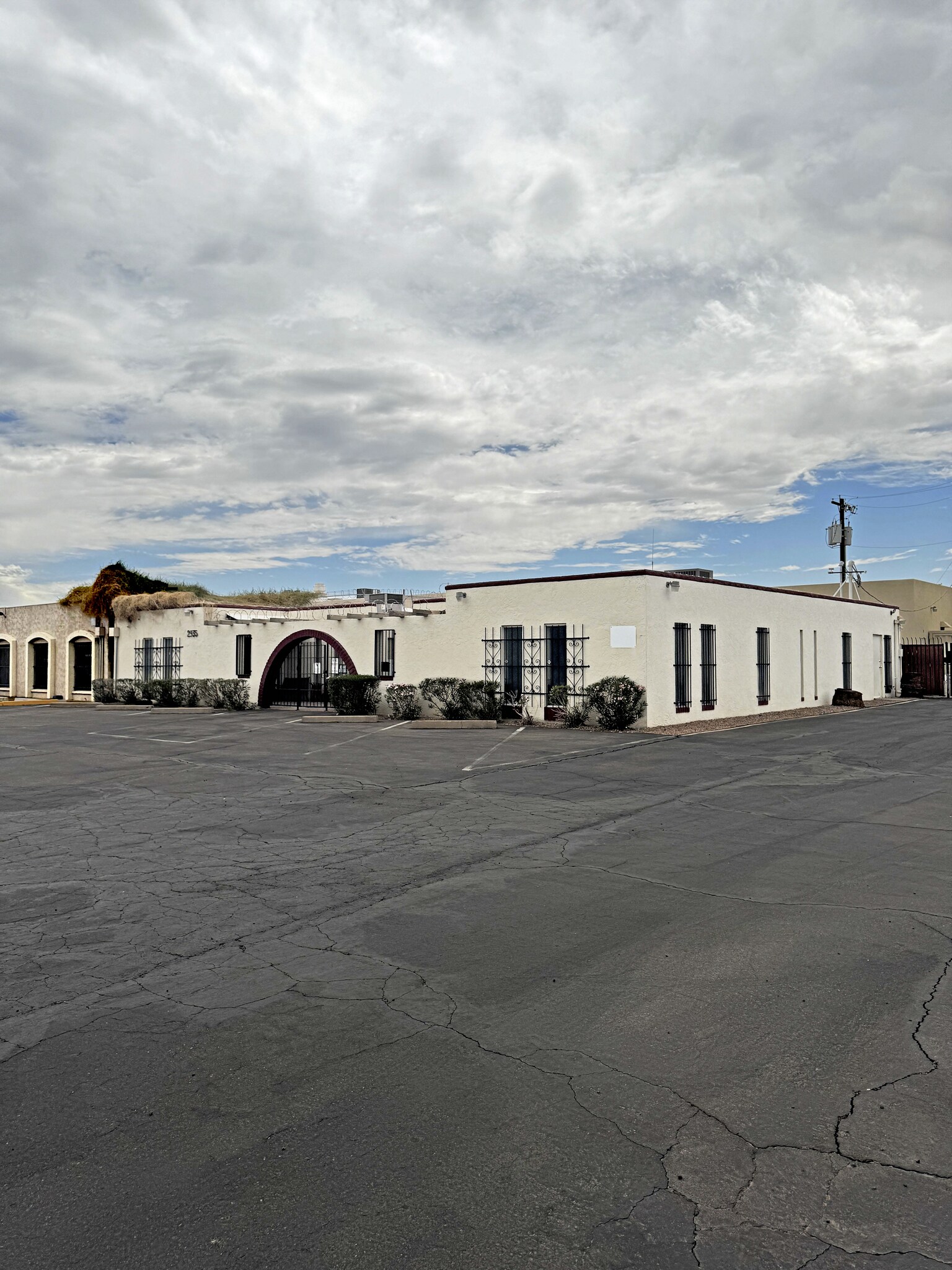 2935 W Clarendon Ave, Phoenix, AZ à vendre Photo du bâtiment- Image 1 de 1