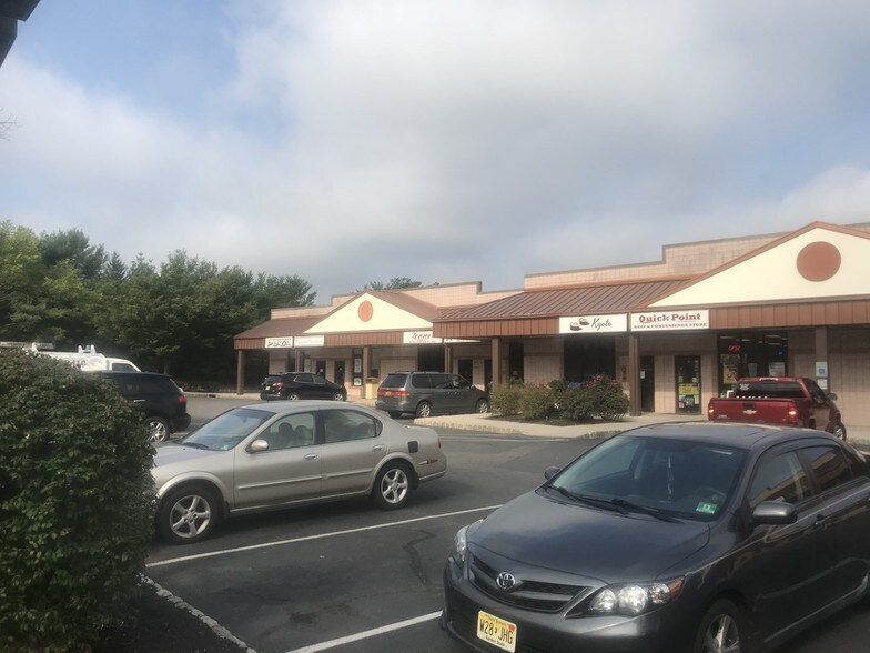 8 Reading Rd, Flemington, NJ à louer - Autre - Image 3 de 20