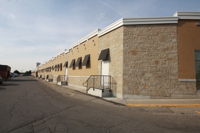 385 Frederick St, Kitchener, ON à vendre Photo du bâtiment- Image 1 de 1