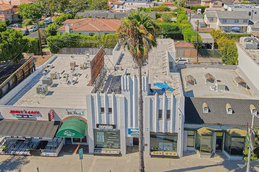 7223 Beverly Blvd, Los Angeles, CA à vendre - Photo du bâtiment - Image 3 de 18