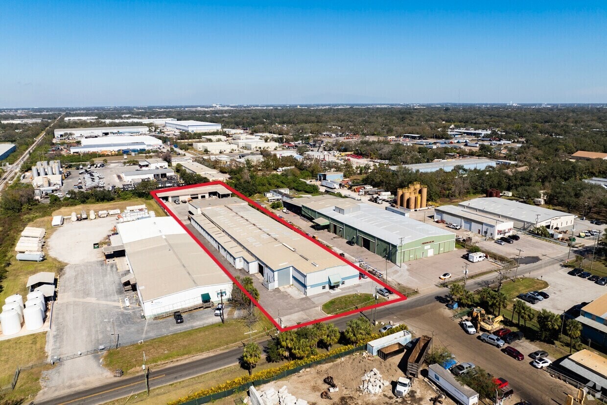 5208 St Paul St, Tampa, FL for sale Interior Photo- Image 1 of 2