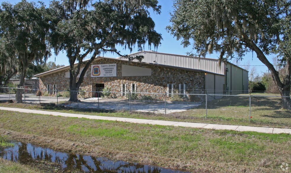 7930 N Us Hwy 301, Tampa, FL à vendre - Photo du bâtiment - Image 3 de 4