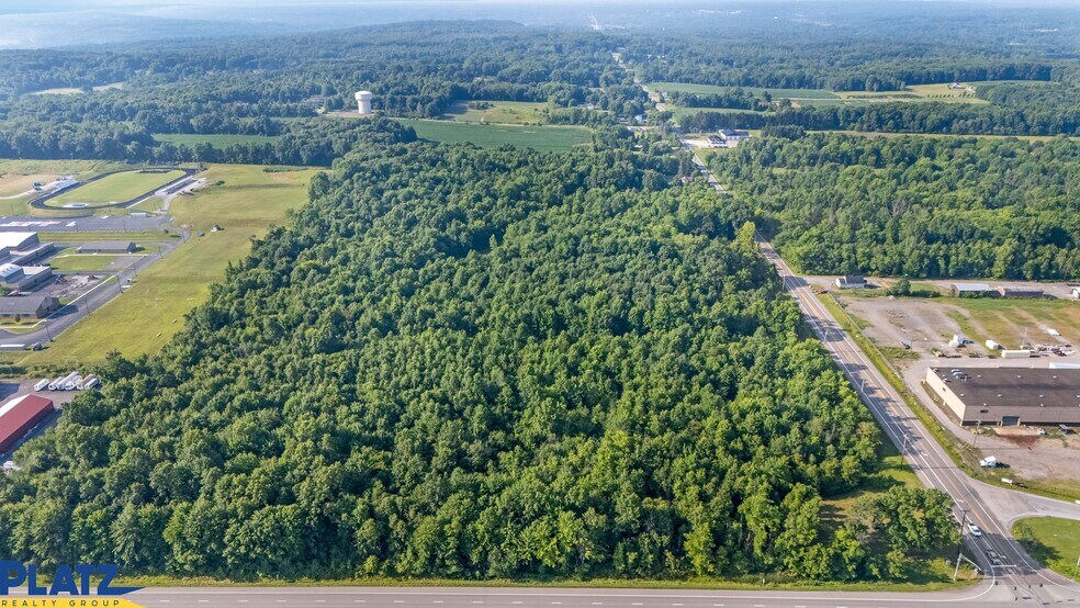 563 Ohio 7, Brookfield, OH à vendre - Photo du bâtiment - Image 2 de 5