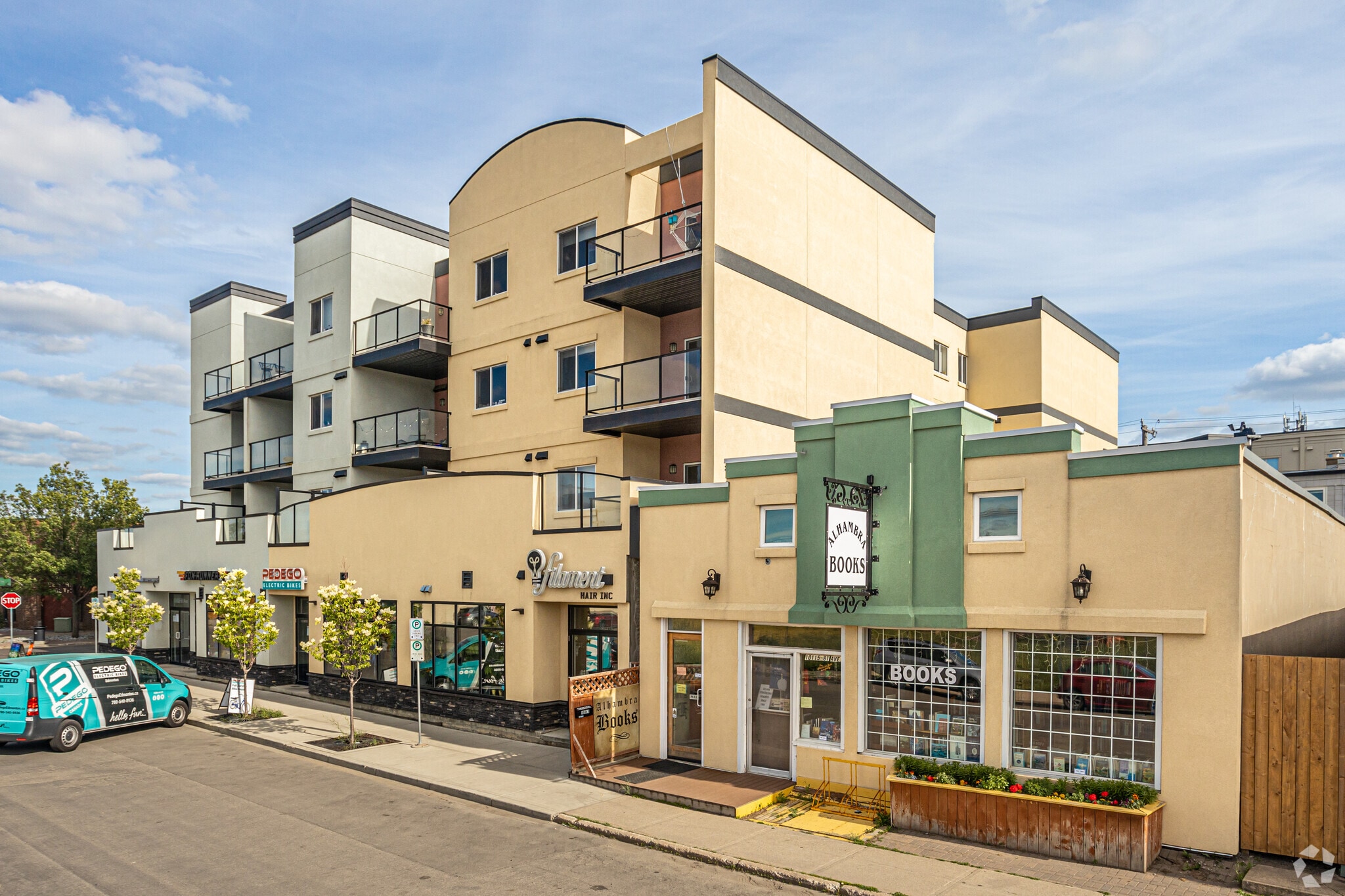 10103-10109 81 Av NW, Edmonton, AB for sale Primary Photo- Image 1 of 1