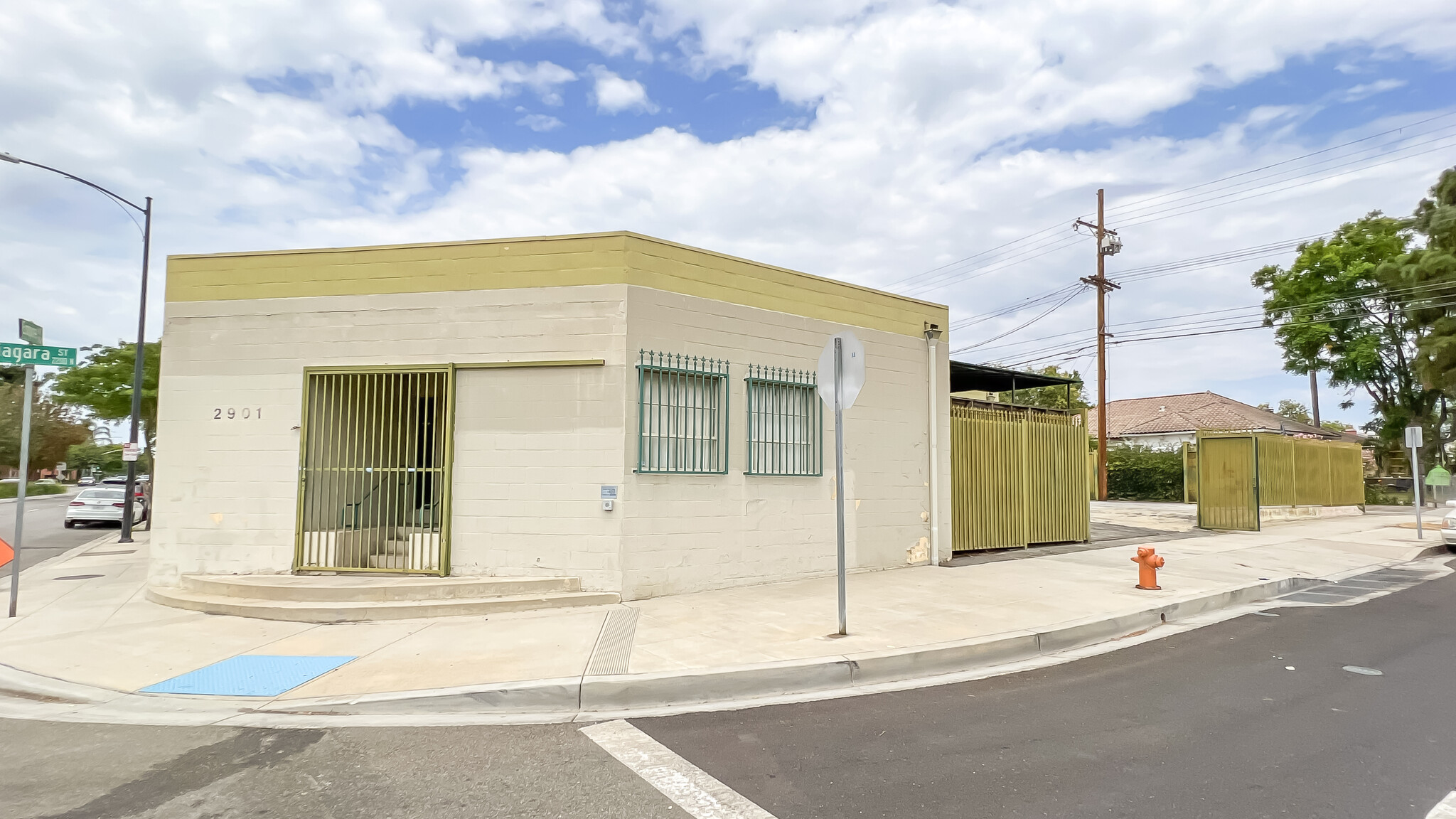 2901 W Empire Ave, Burbank, CA for sale Building Photo- Image 1 of 1