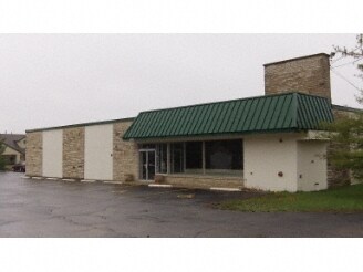 195 Penny Ave, Dundee, IL à louer - Photo du bâtiment - Image 2 de 5