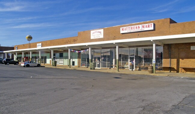 Plus de détails pour 141 E Broad St, Waynesboro, VA - Bureau/Commerce de détail à louer