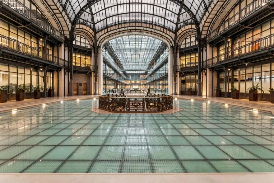 16-18 Rue Du Quatre Septembre, Paris à louer - Hall d’entrée - Image 1 de 14