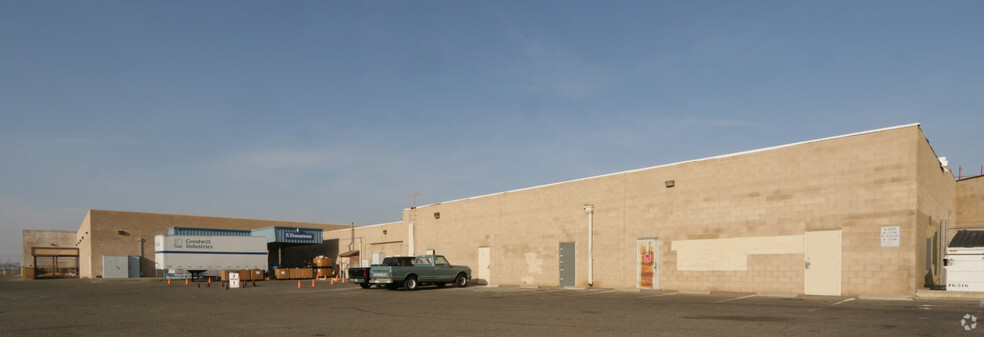 751 N Golden State Blvd, Turlock, CA for sale - Building Photo - Image 2 of 5