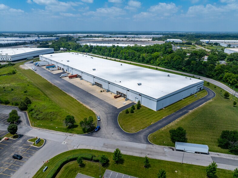 6054 Shook Rd, Lockbourne, OH for lease - Building Photo - Image 3 of 10