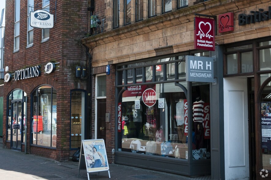 27-29 Maidenhead St, Hertford à louer - Photo du bâtiment - Image 2 de 4