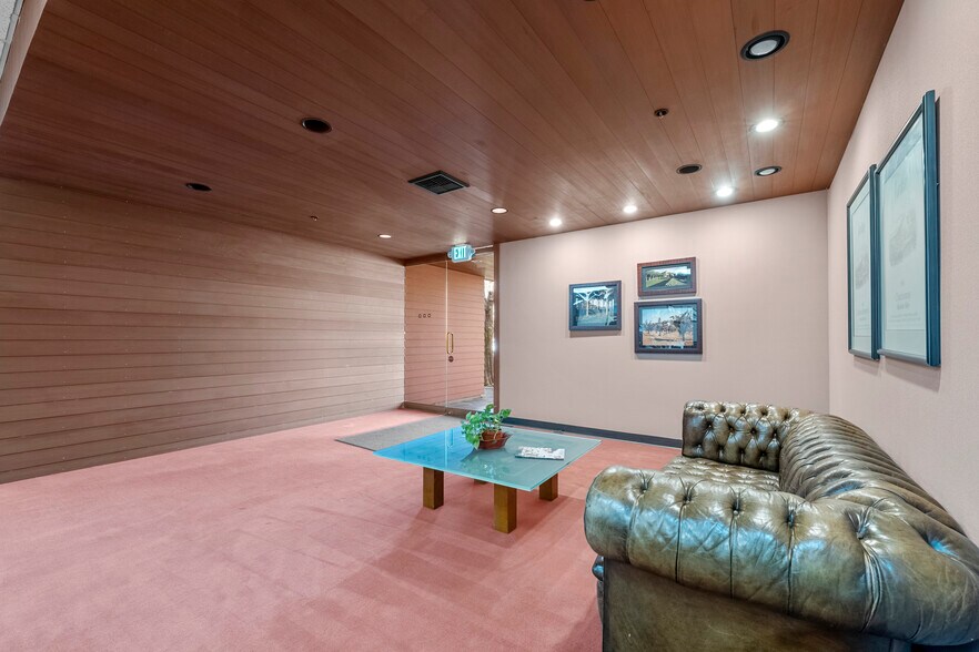 150 North St, Healdsburg, CA à louer - Photo du bâtiment - Image 3 de 7