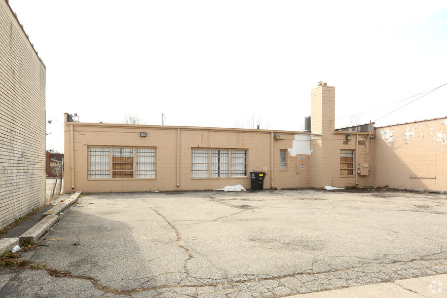 19030 W McNichols Rd, Detroit, MI for lease - Building Photo - Image 2 of 4