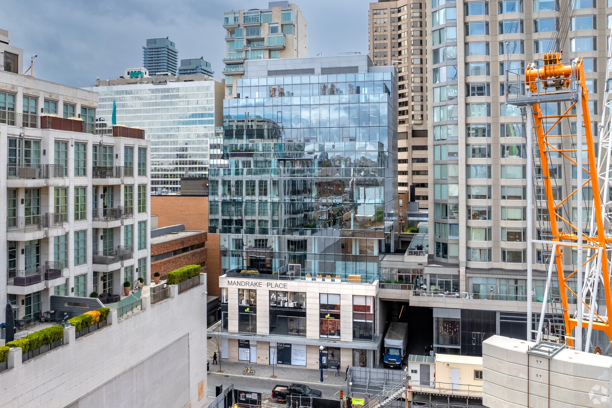 135 Yorkville Ave, Toronto, ON for lease Building Photo- Image 1 of 5