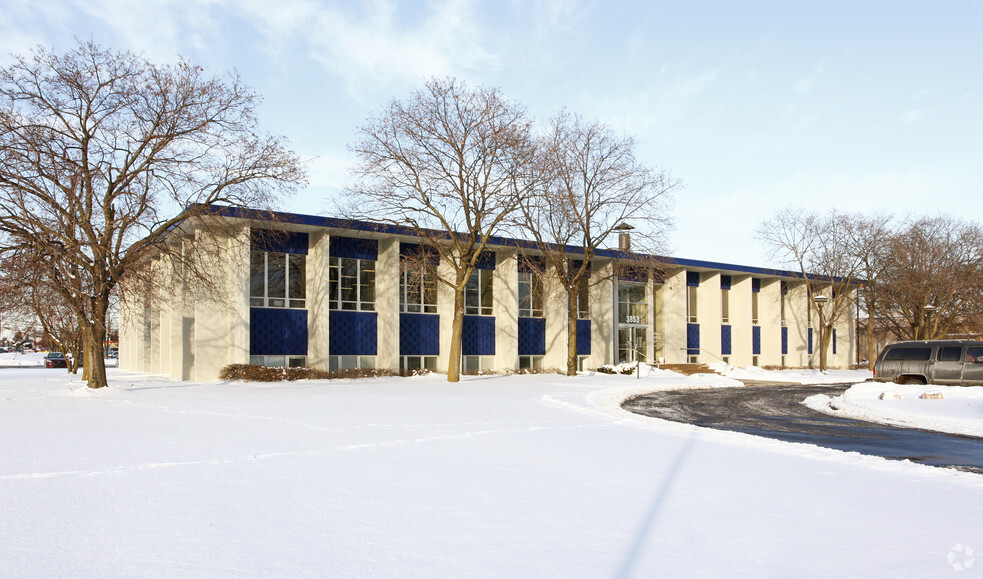 3853 Research Park Dr, Ann Arbor, MI à vendre - Photo principale - Image 1 de 1