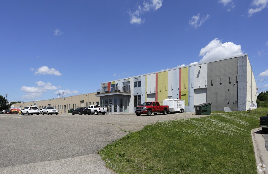 869-885 Pierce Butler Rt, Saint Paul, MN à louer - Photo principale - Image 1 de 16