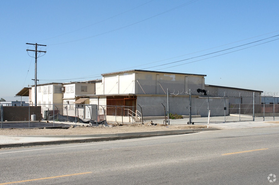 14637 Randall Ave, Fontana, CA for sale - Primary Photo - Image 1 of 4